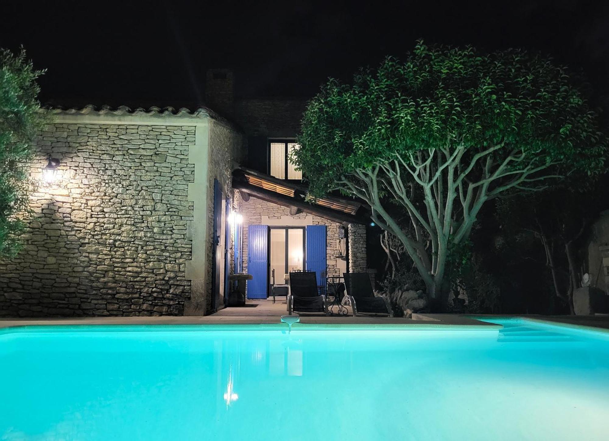"La Massette Du Cheval Blanc" Villa De Caractere En Pierre LʼIsle-sur-la-Sorgue Eksteriør billede